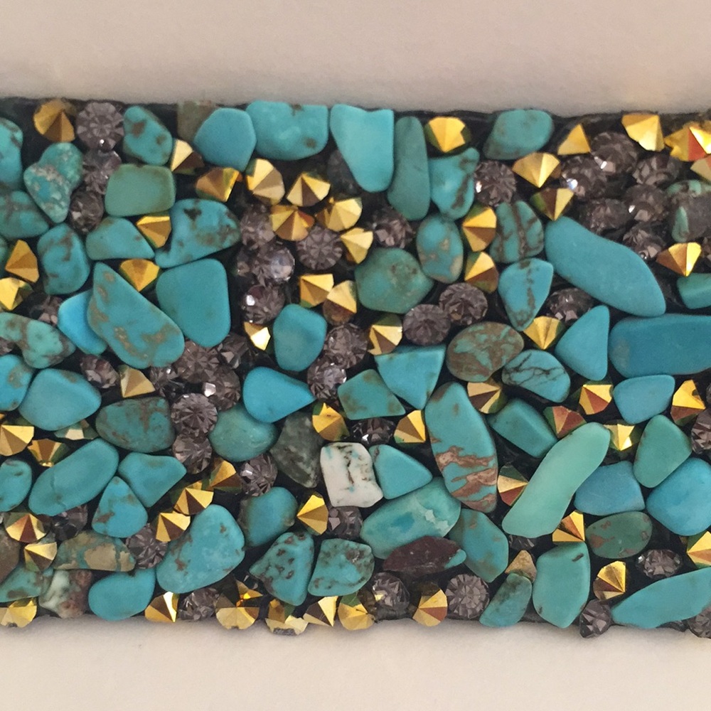 Beautiful Boho Turquoise Chip Soft Cuff Bracelet - Picture 2 of 7